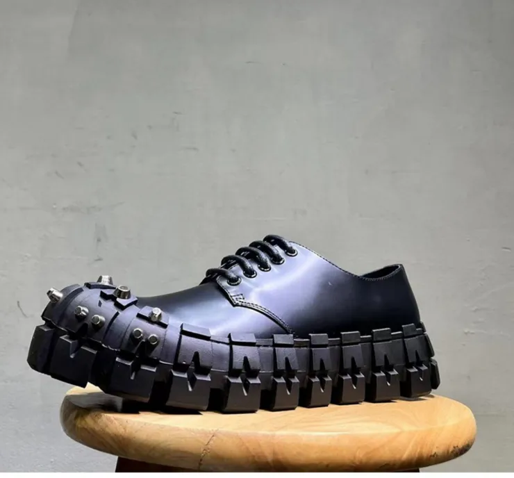 AXPRO PRATTO CASUAL LEATHER SHOES WITH RIVETS