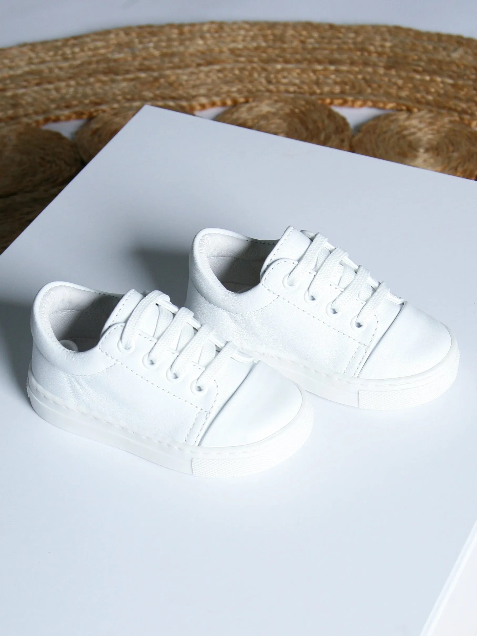 Borboleta White 'Santiago' Leather Trainers