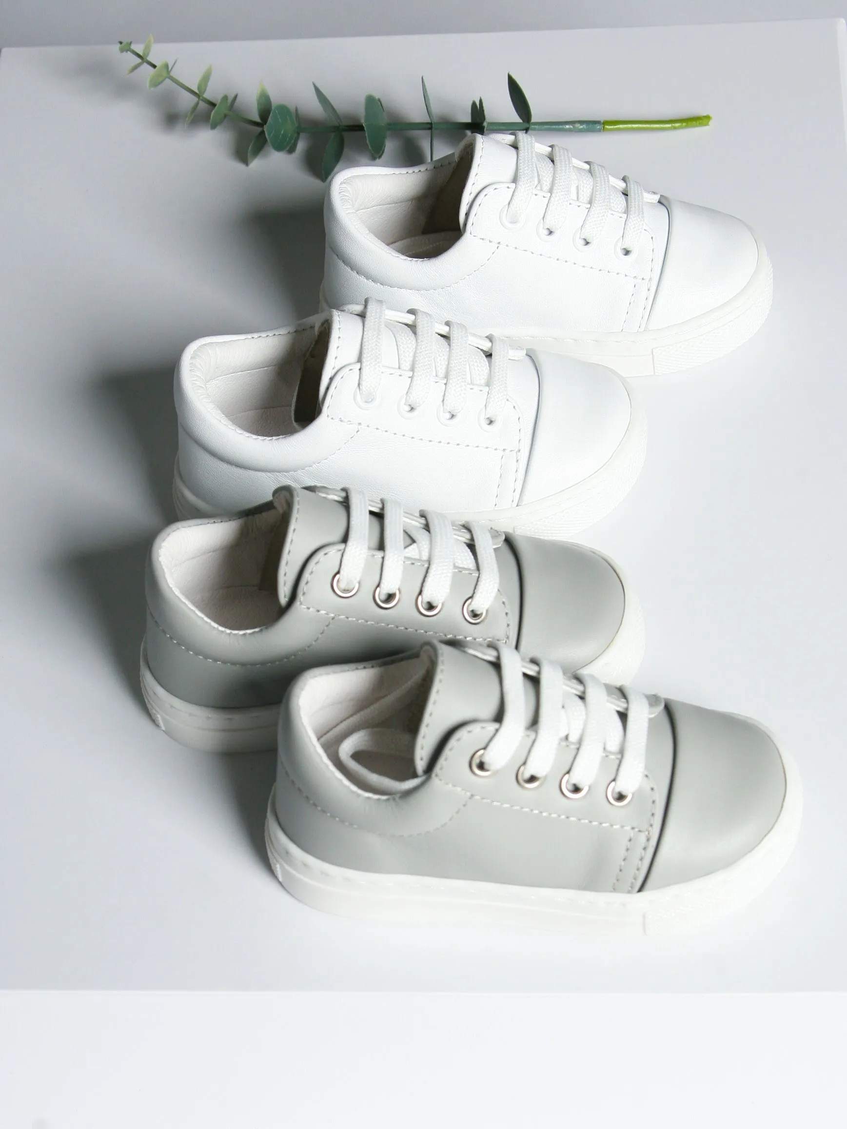 Borboleta White 'Santiago' Leather Trainers