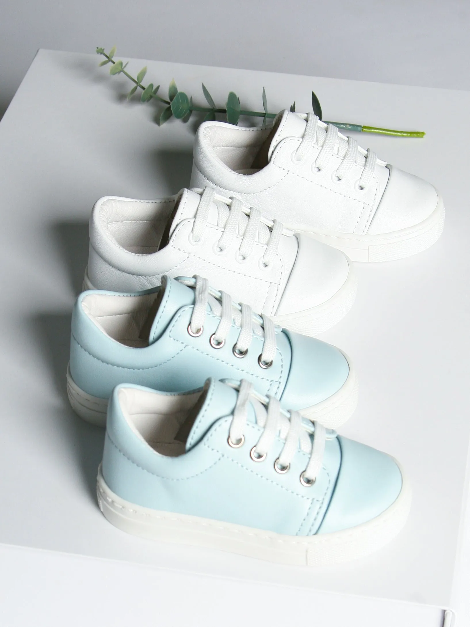 Borboleta White 'Santiago' Leather Trainers