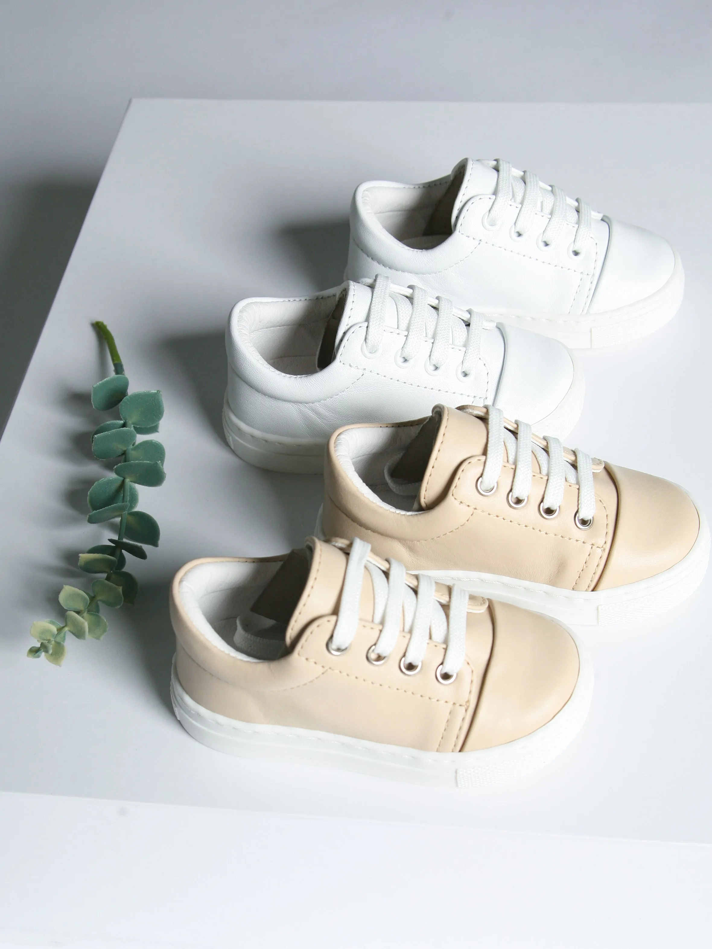 Borboleta White 'Santiago' Leather Trainers