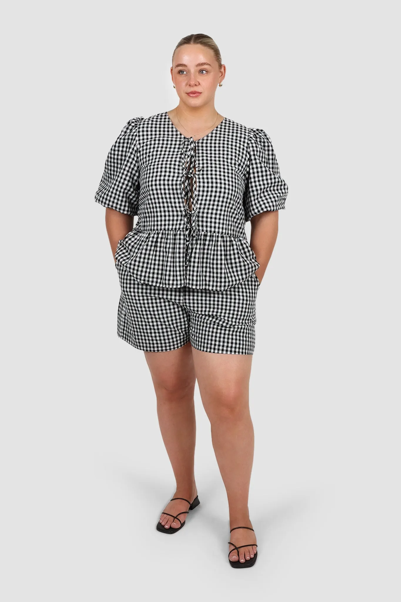 FAWN TOP B&W GINGHAM