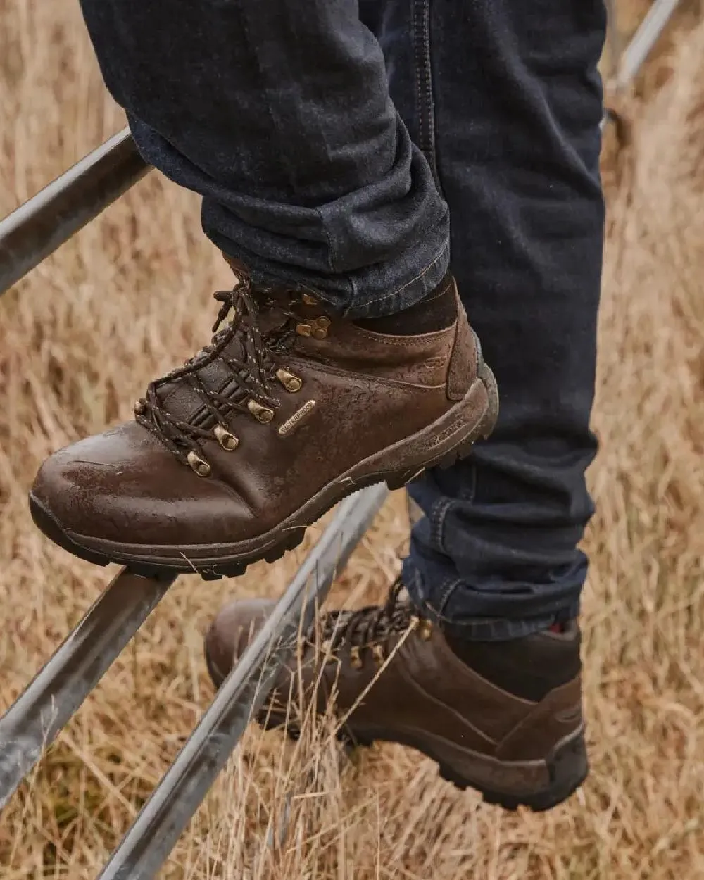 Hoggs of Fife Glencoe Waxy Leather Trek Boot