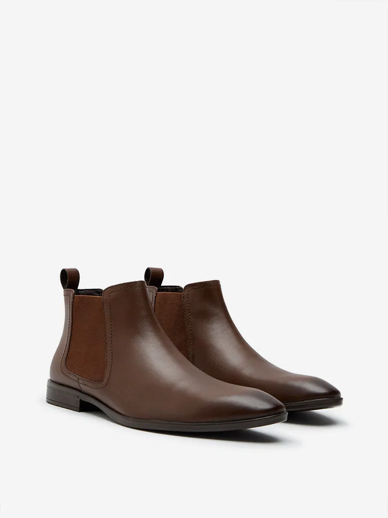 SOLEPLAY Brown Solid Chelsea Boots