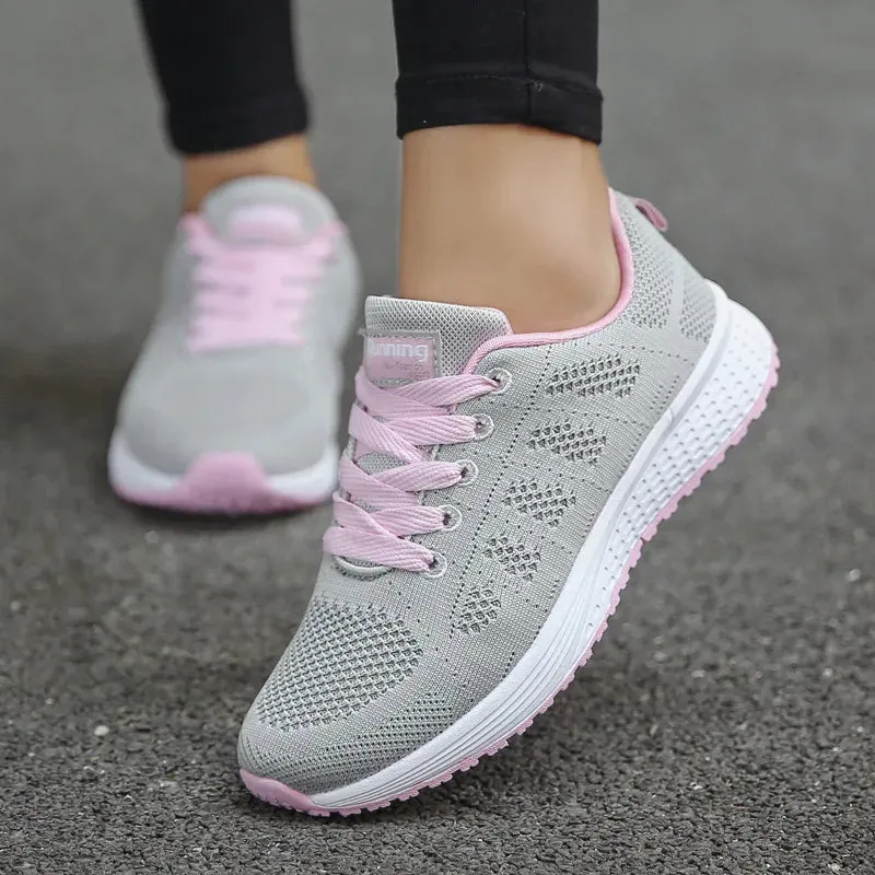 Women's sports shoes trainers