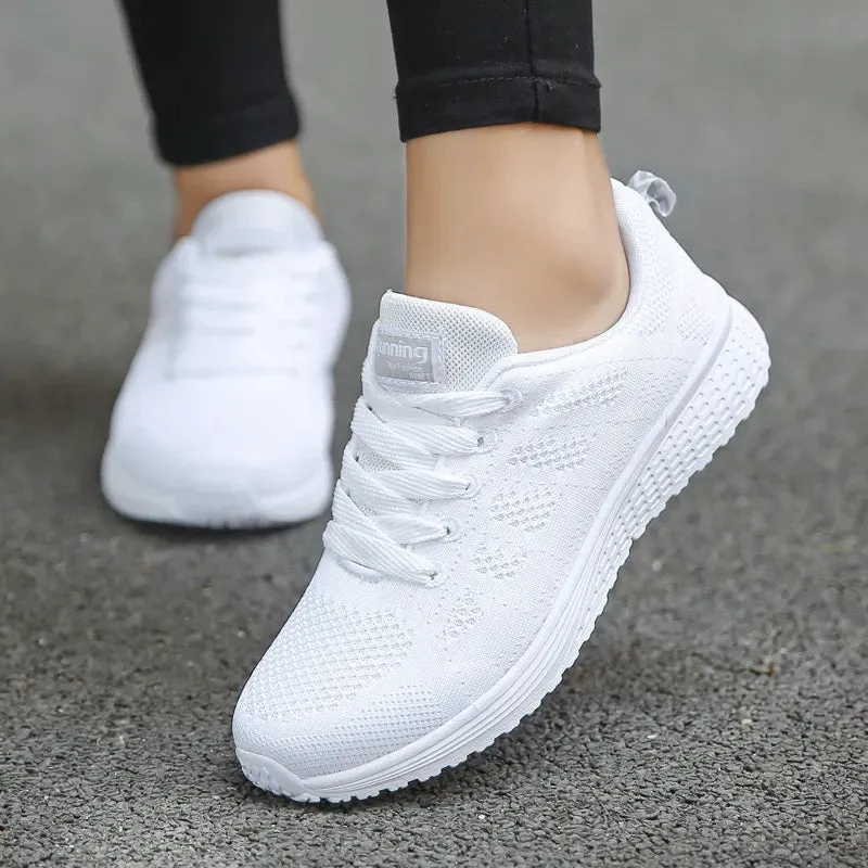 Women's sports shoes trainers